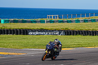 anglesey-no-limits-trackday;anglesey-photographs;anglesey-trackday-photographs;enduro-digital-images;event-digital-images;eventdigitalimages;no-limits-trackdays;peter-wileman-photography;racing-digital-images;trac-mon;trackday-digital-images;trackday-photos;ty-croes